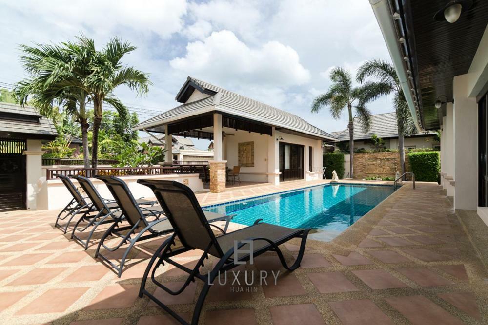 4 Bedroom Private Bali Style Villa HH1 HHQ Esterno foto