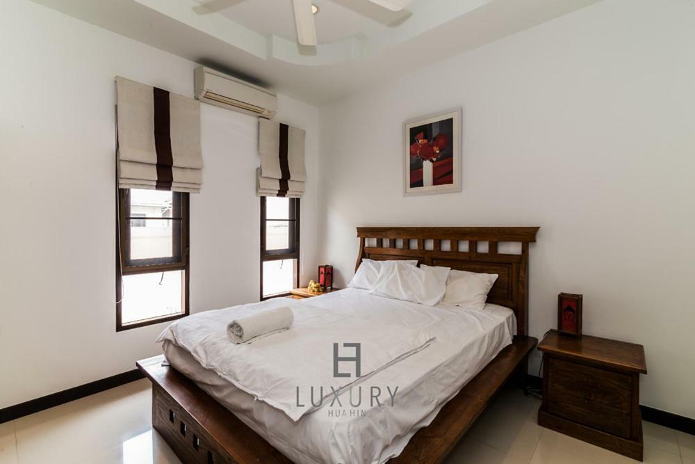 4 Bedroom Private Bali Style Villa HH1 HHQ Esterno foto